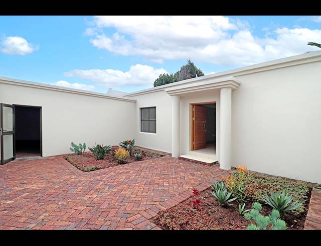 4 BEDROOM HOUSE FOR SALE IN NORWOOD
